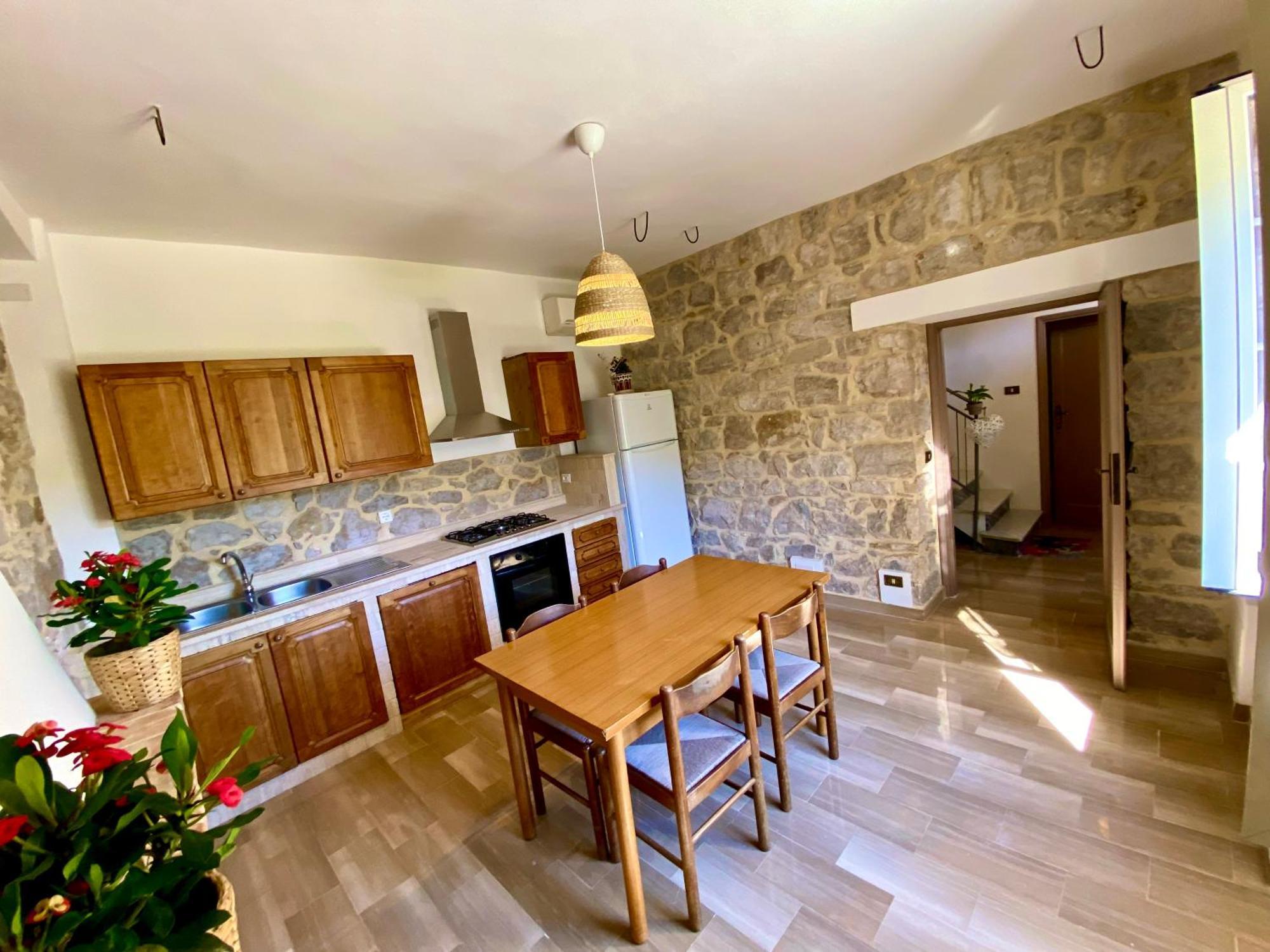 La Casa Di Nonna Tella Bed & Breakfast Lenola ภายนอก รูปภาพ